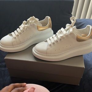 Alexander McQueen white gold sneaker men size 42 US 9 worn once great condition